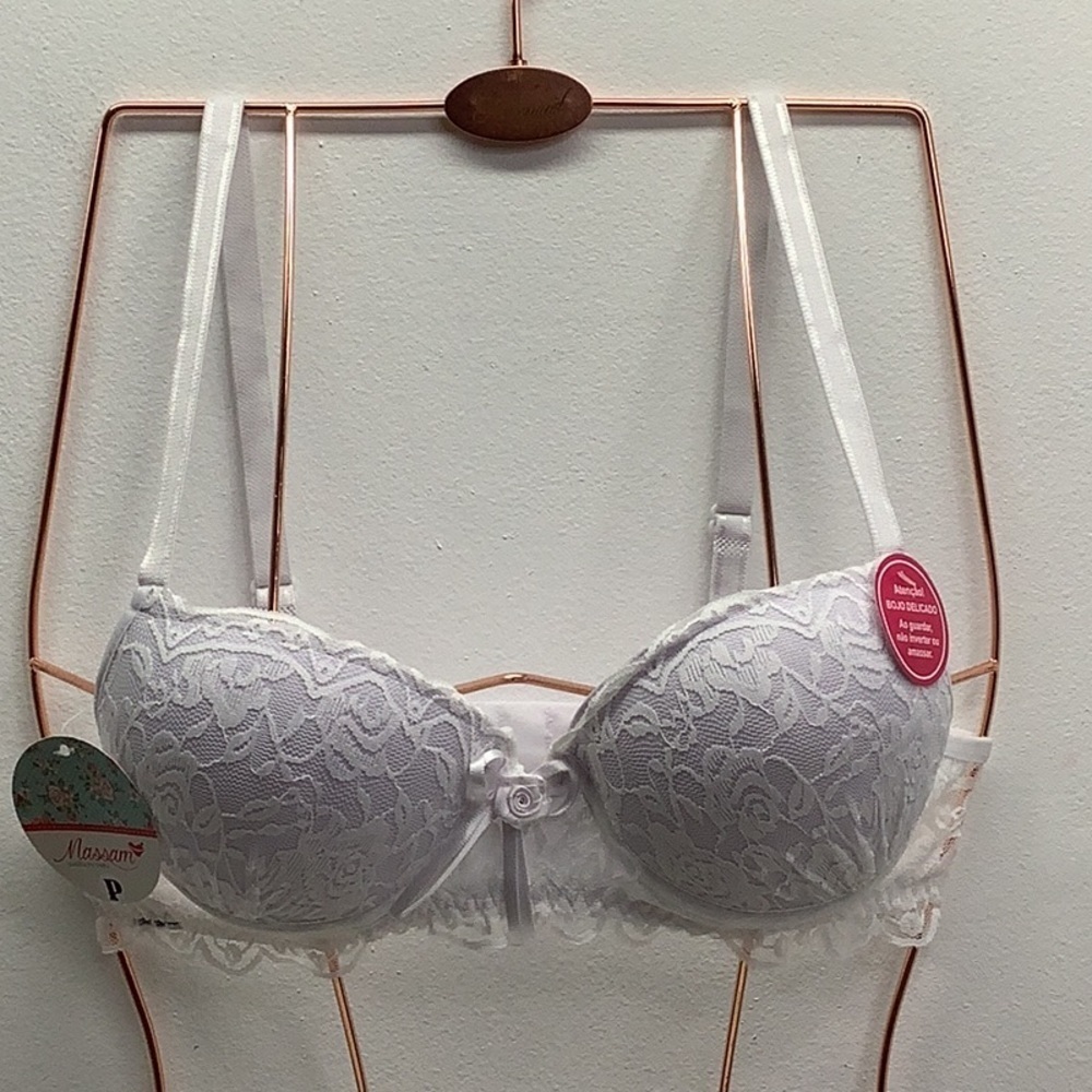 Massam Size Small White Lace Padded Underwire Bra. Made in Brazil. New with Tags